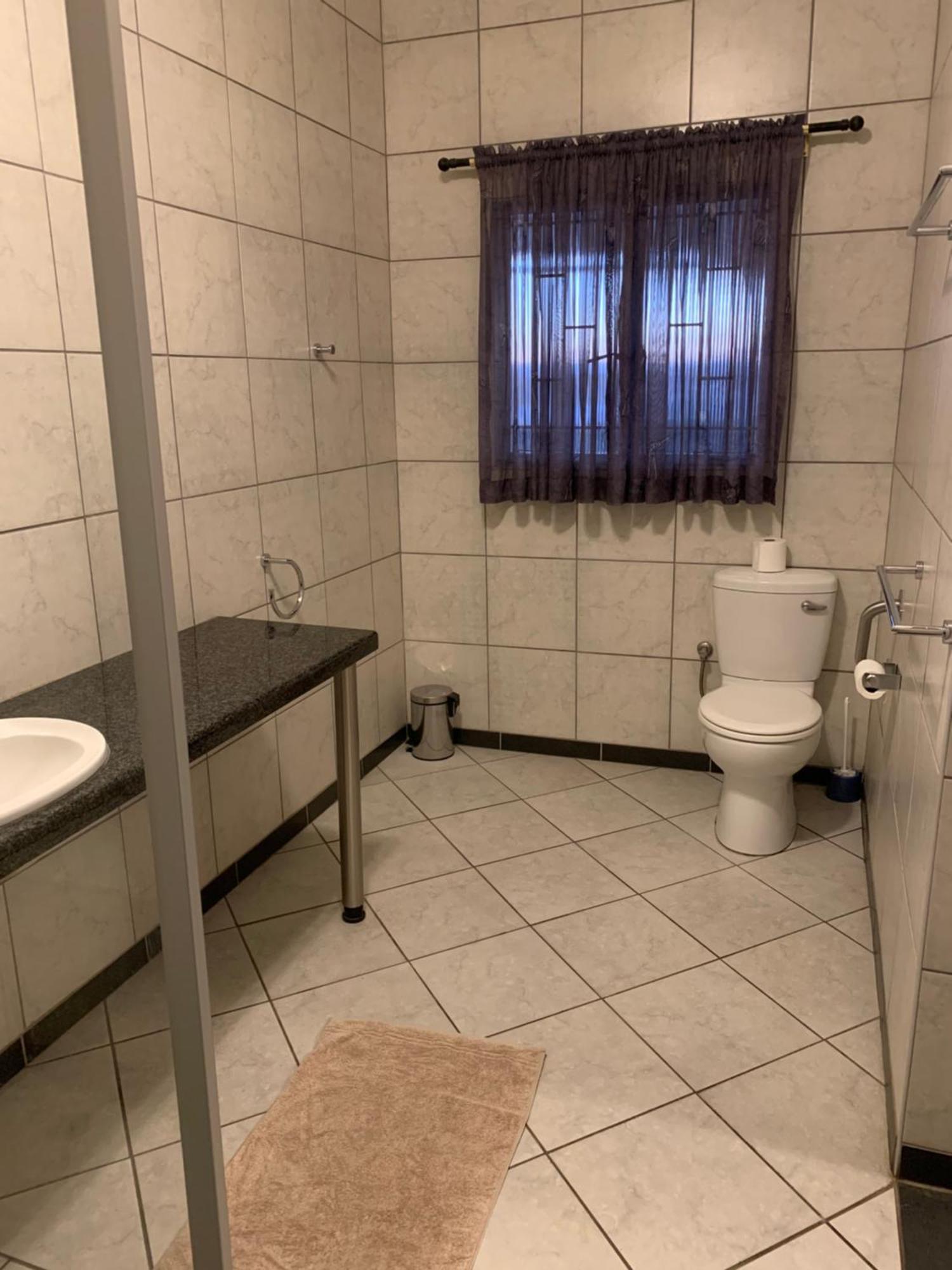 Hotel Pension Casa Africana Windhoek Ngoại thất bức ảnh