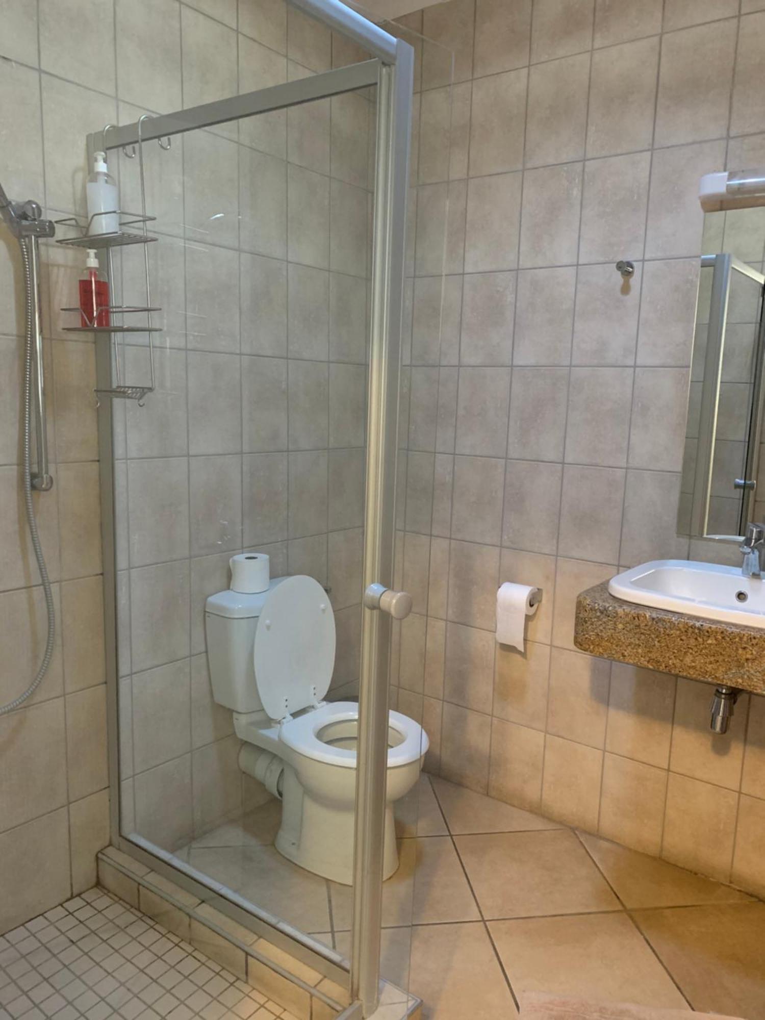 Hotel Pension Casa Africana Windhoek Ngoại thất bức ảnh
